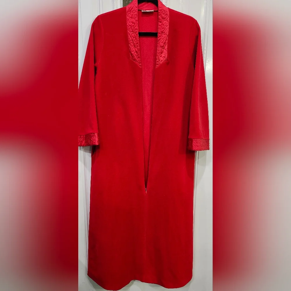 Vintage JCPenney Red Polyester Full Length Robe Quilted Collar & Cuffs Women's S